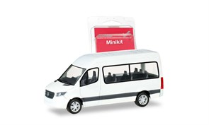 013468 Минивен Mercedes-Benz® Sprinter (для сборки без клея), 1:87